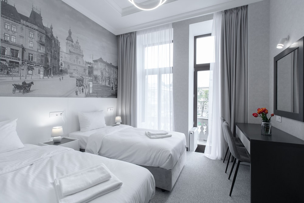 Standard Room, Non Smoking, City View