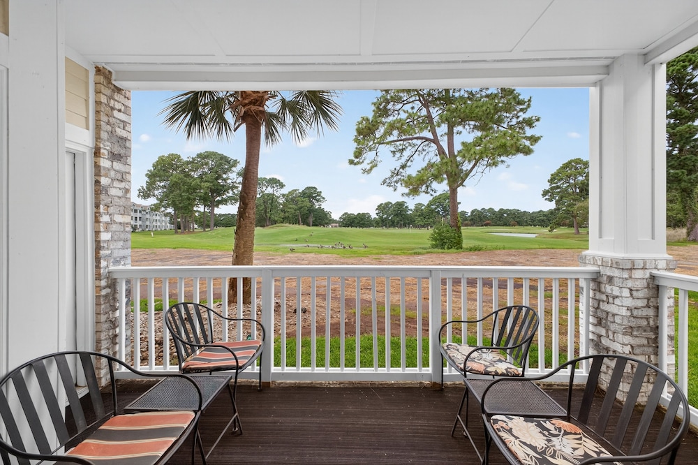 Condo, 2 Bedrooms