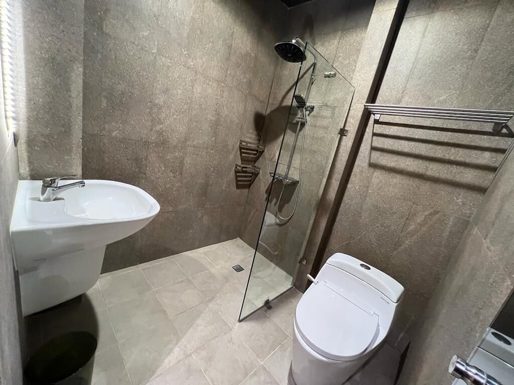 Executive Double Room - Photo 16