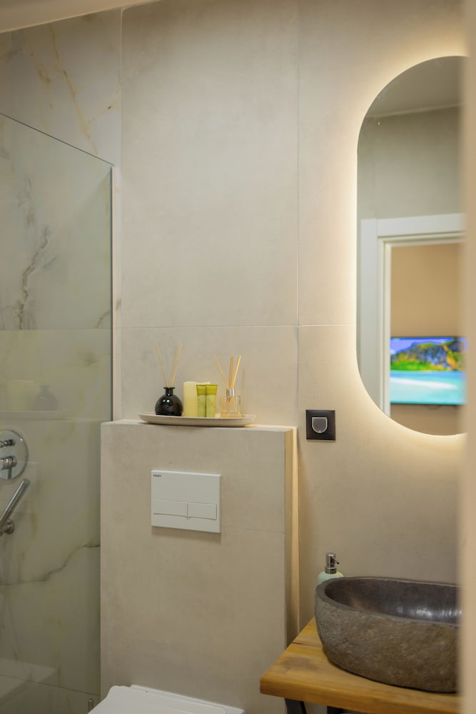 King Suite photo 2