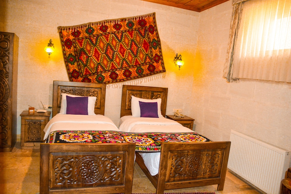 Standard Twin Room, 2 Twin Beds - Photo 1