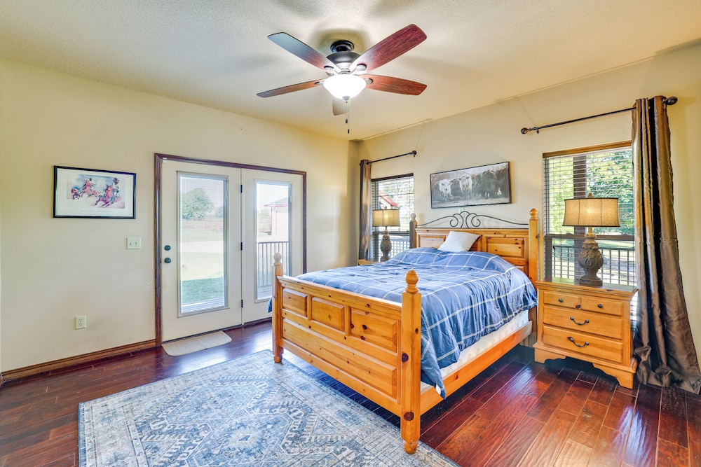 House (2 Bedrooms) photo 2