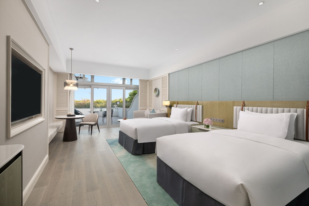 Deluxe Gardenview Twin Room with Super Terrace photo 2