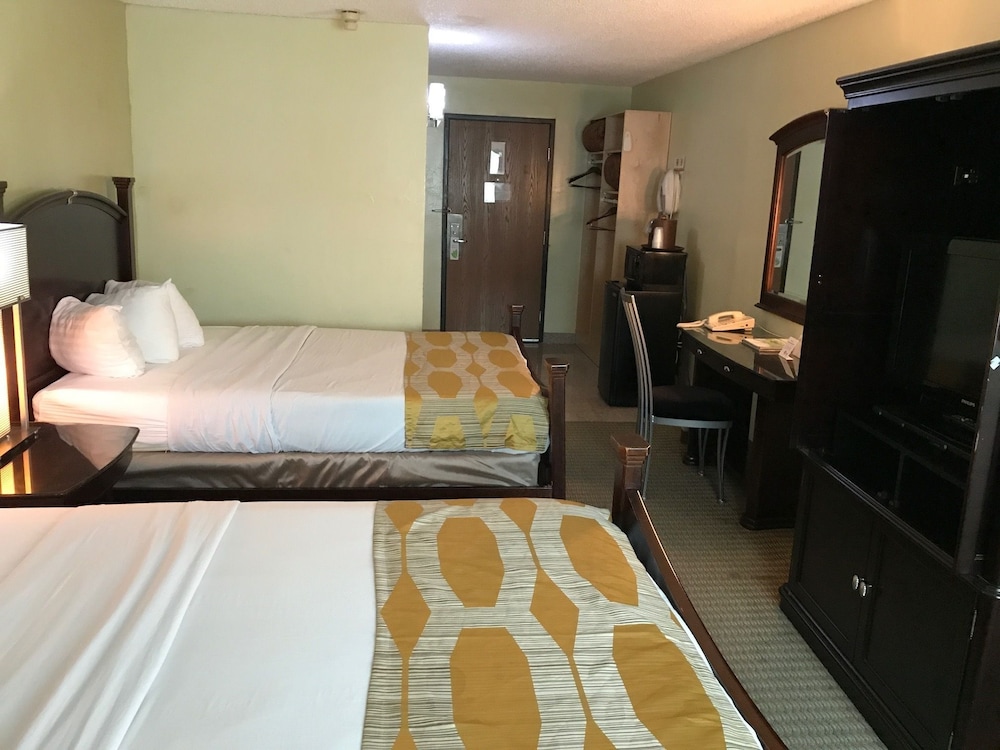 Deluxe Room, 2 Queen Beds photo 1