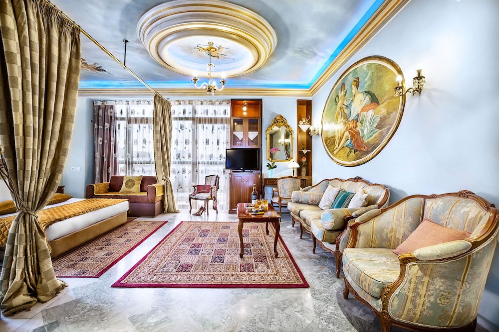 Junior Suite, City View (Harmony) photo 1