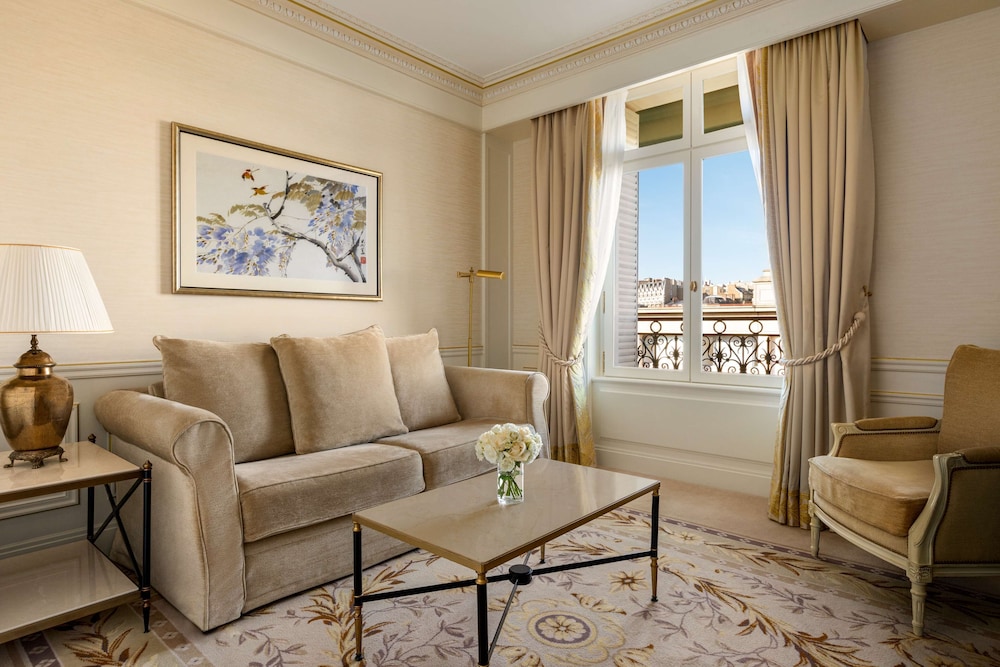 Junior Suite, 1 King Bed