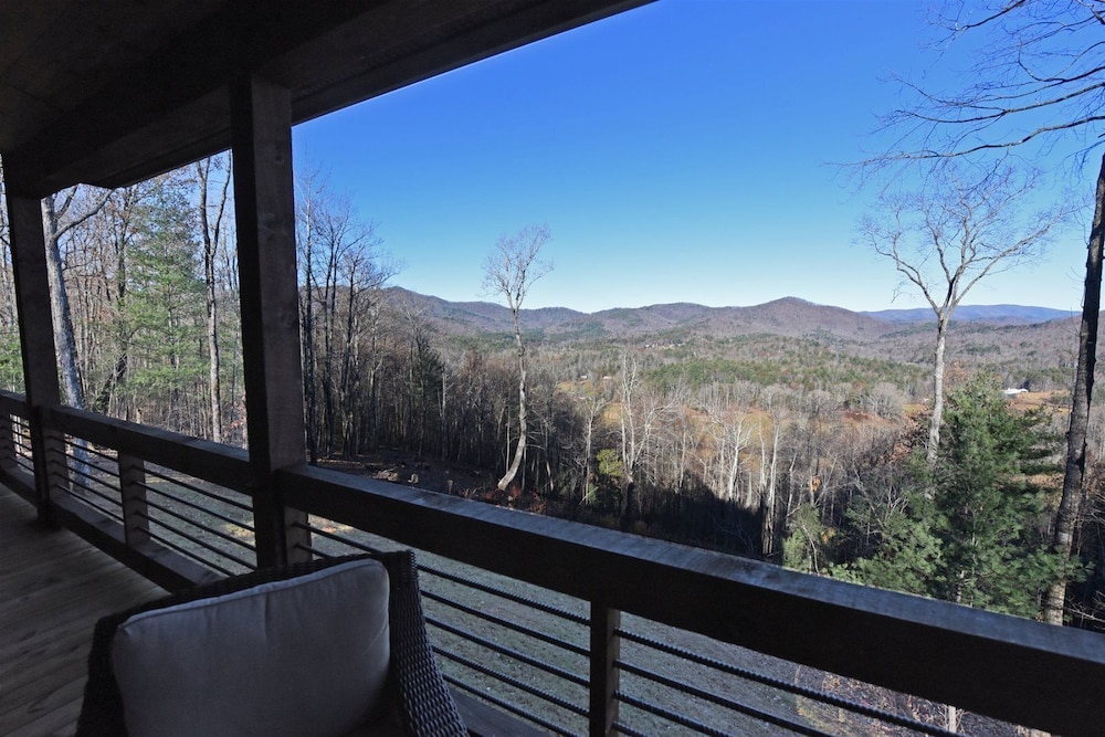 Cabin (High Ridge Lodge- Epworth GA) photo 2
