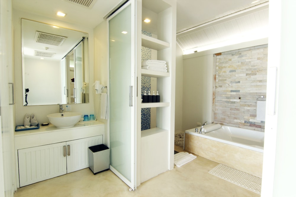 Ocean Pool Villa - Photo 10