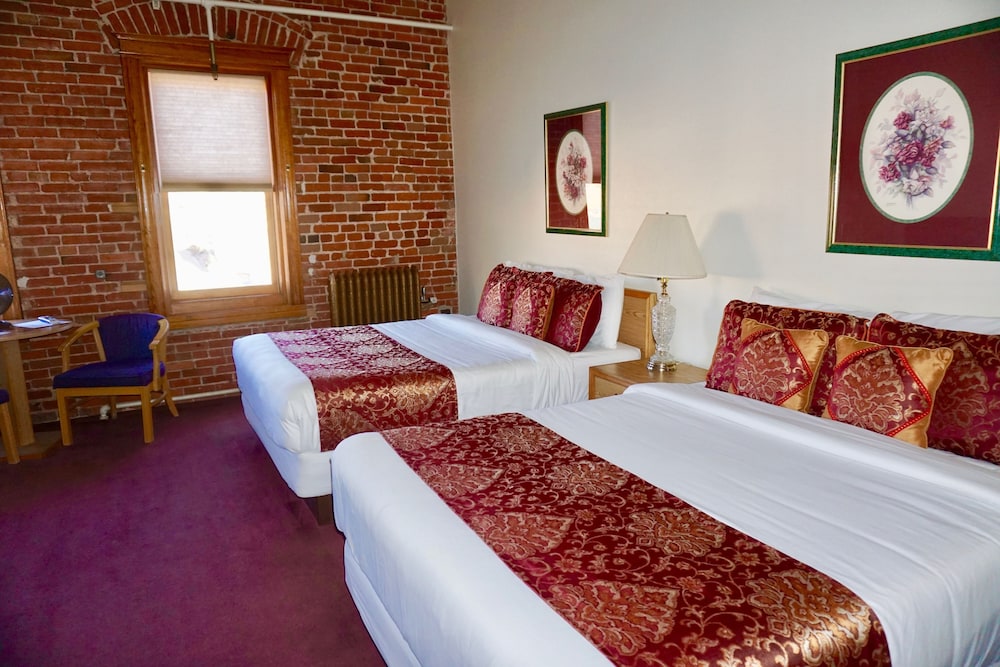Premium Room, 2 Queen Beds (Top Floor) photo 1