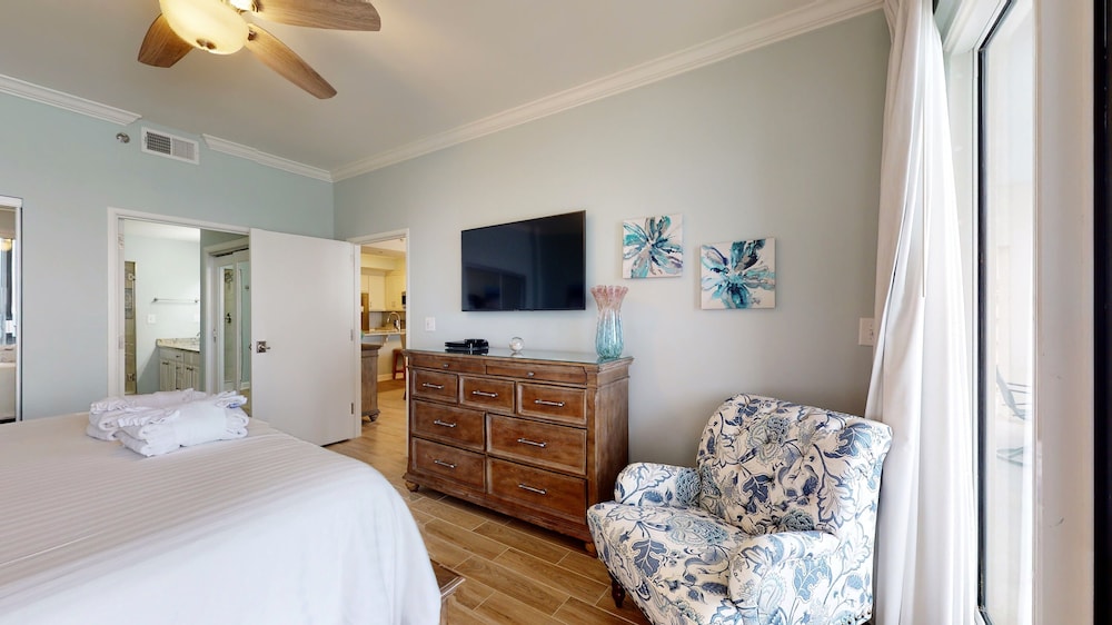 Condo (Tides 0901) photo 3