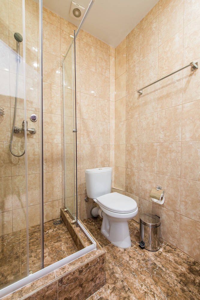 Standard Triple Room, 1 Bedroom photo 2
