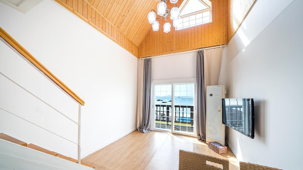 Basic Room, 1 Bedroom (205)