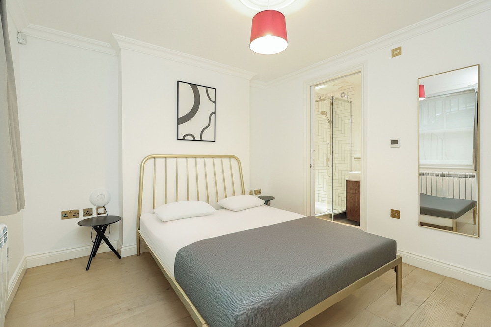 Superior Apartment photo 2