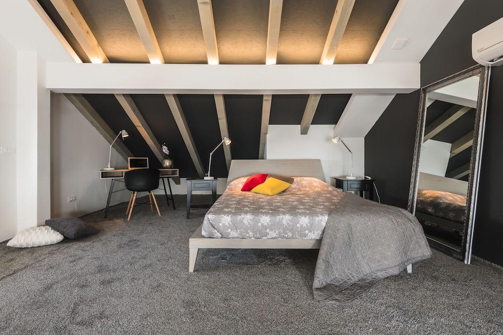 Duplex, 3 Bedrooms