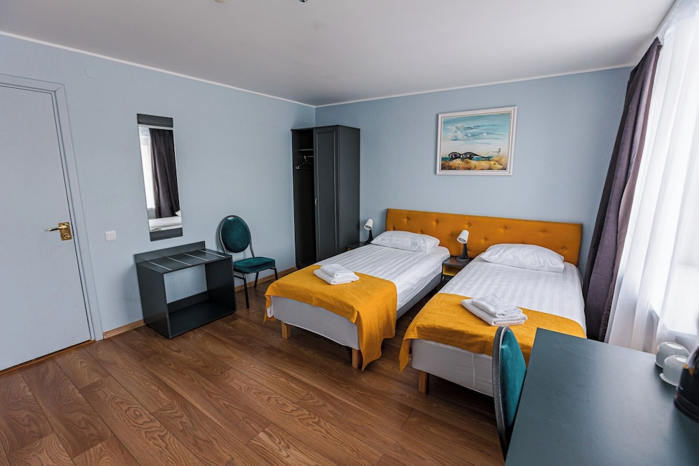 Standard Twin Room photo 3