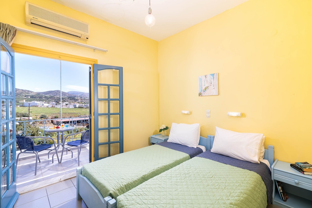 Superior Studio, Sea View