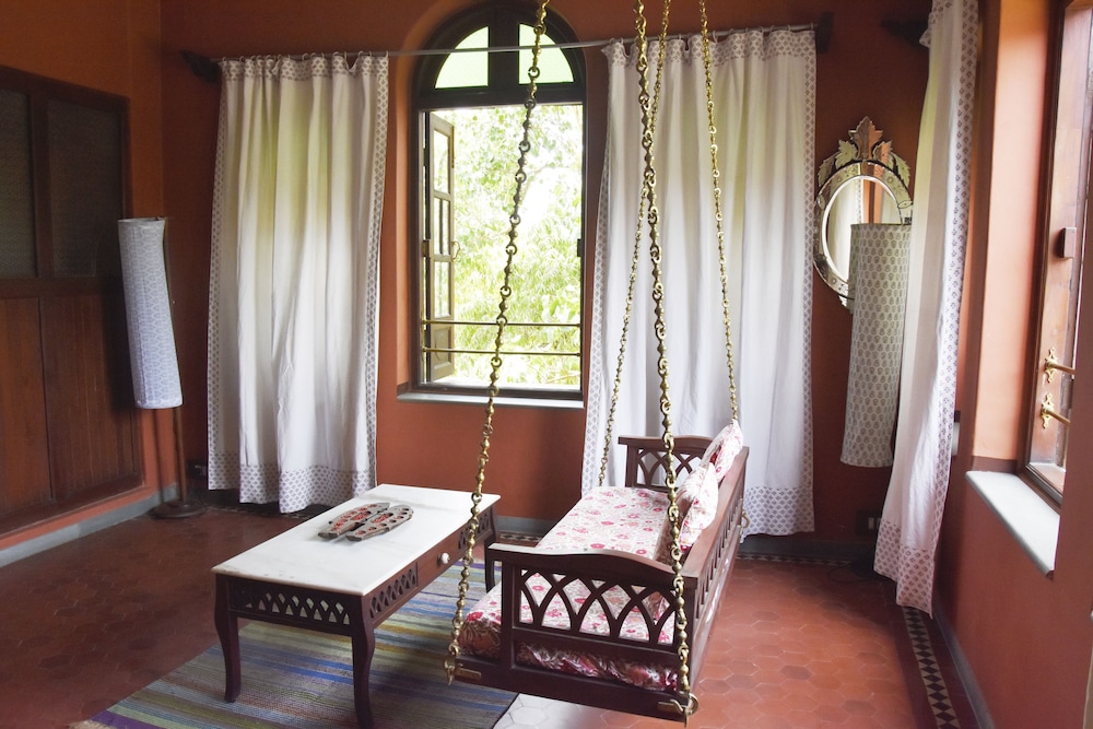 Modern Heritage Grand Suite - Photo 7
