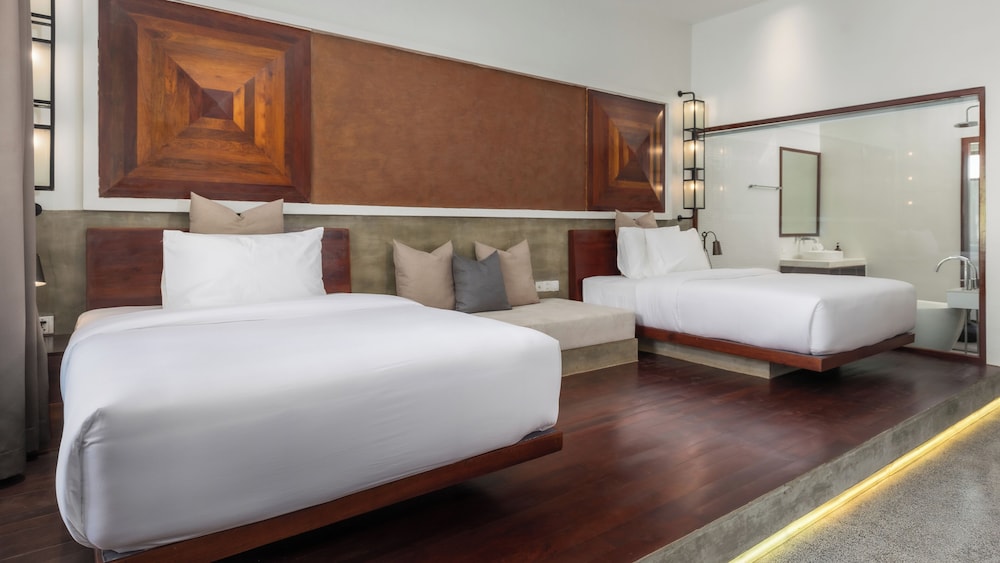 Deluxe Twin Room Free Laundry + Daily 60Min Massage + Mini Bar + Airport Pick-Up - Photo 2