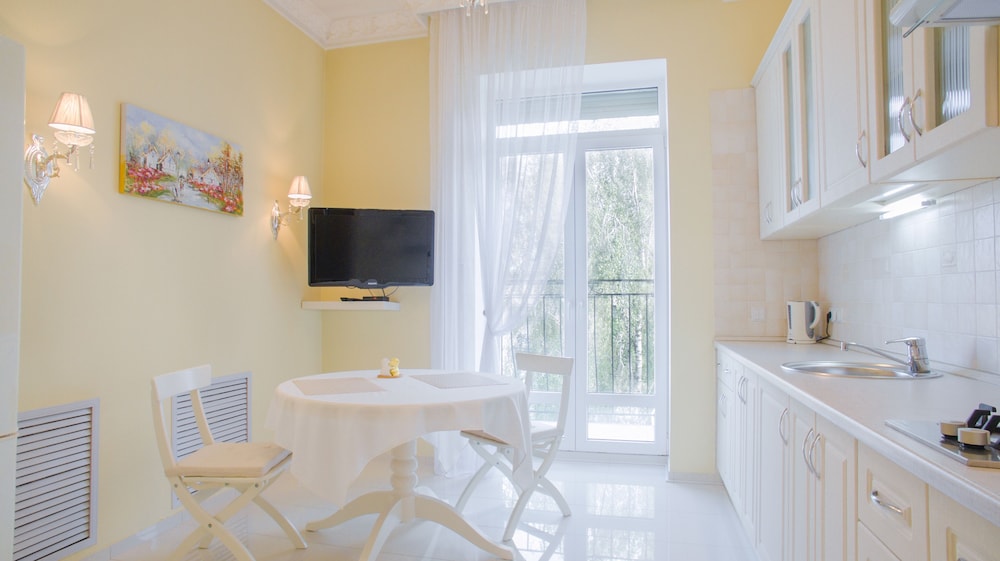 Apartment (Nezavisimosti Pr. 18) photo 1