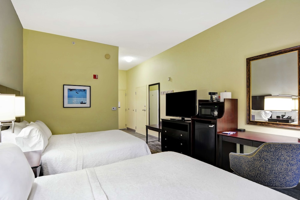 Room, Accessible, Non Smoking - Photo 3
