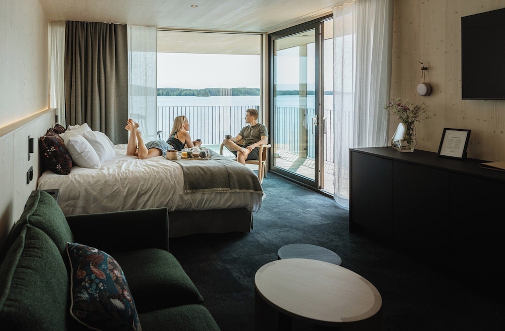Luxury Studio Suite photo 3