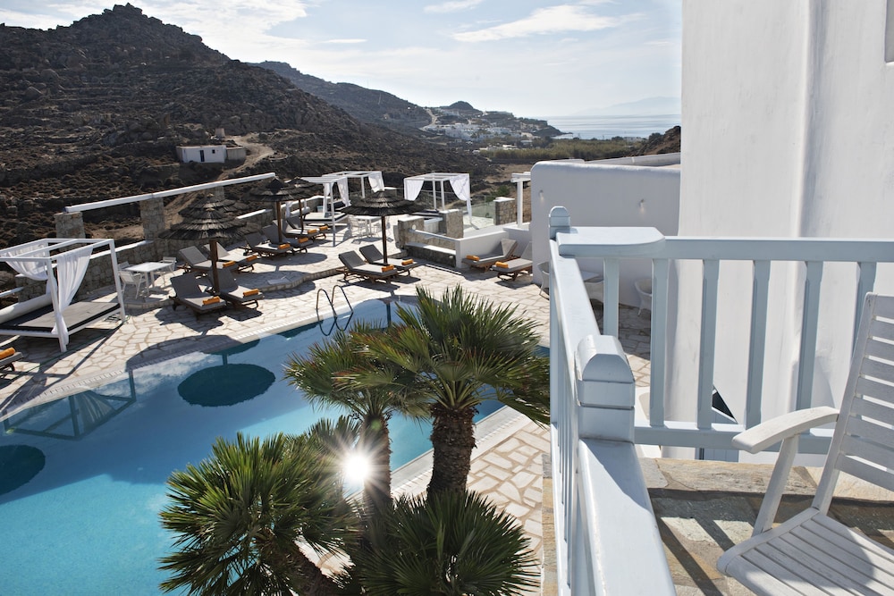Deluxe Room, Sea View - Photo 15