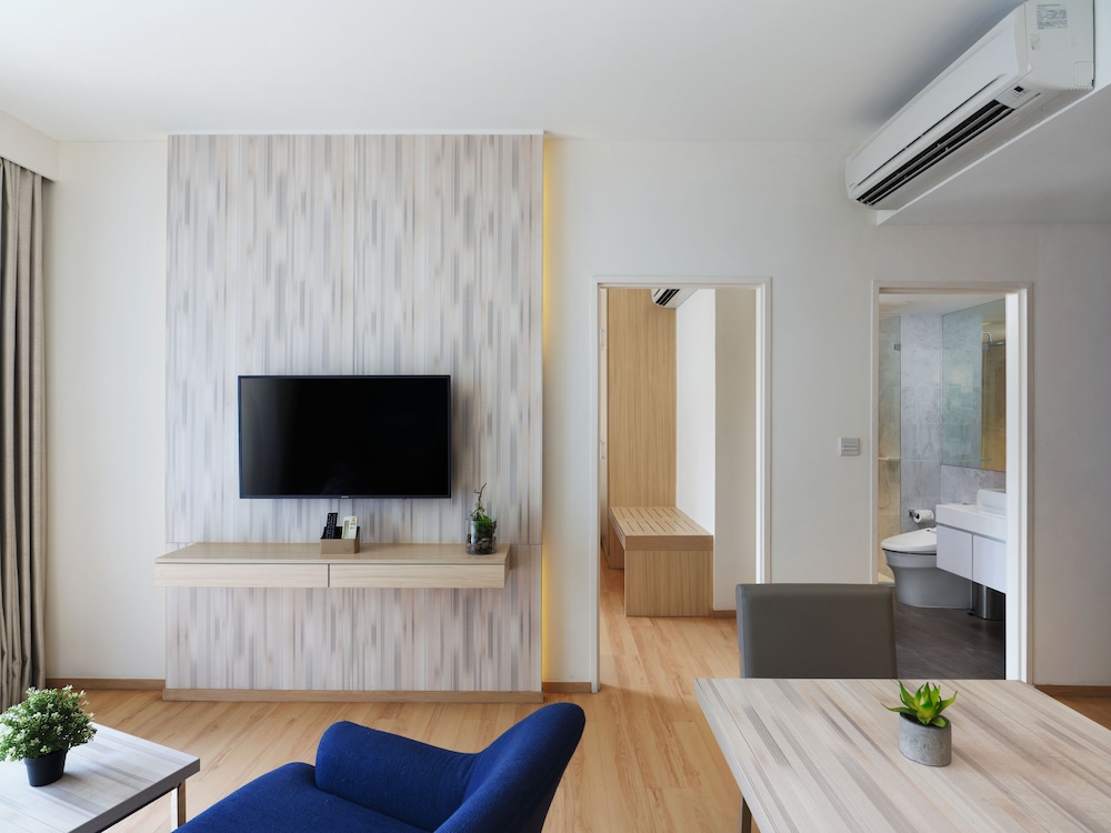 room photo