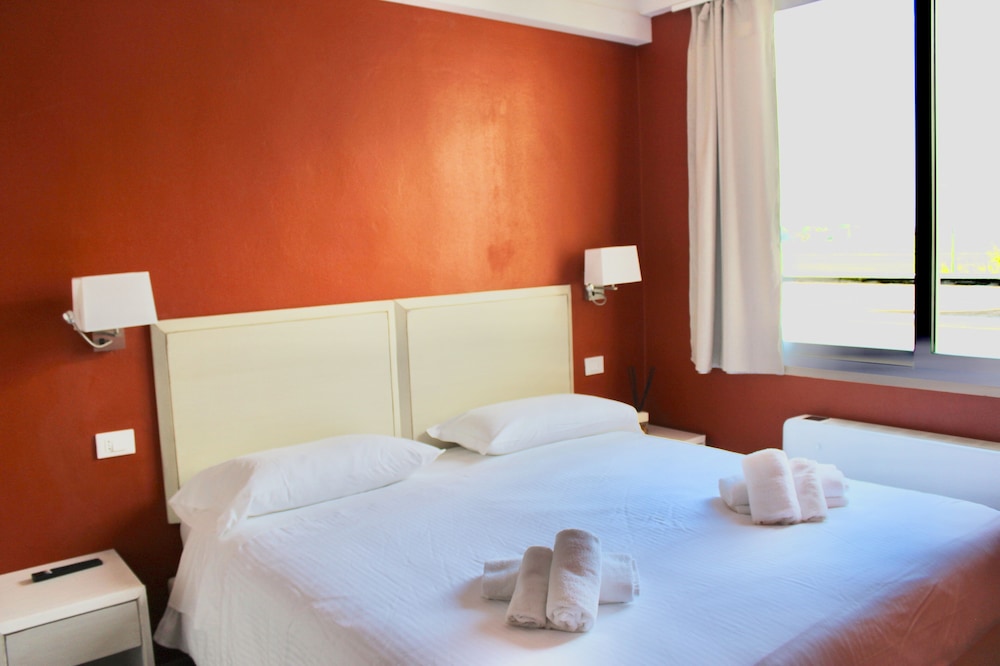 Economy Room photo 3