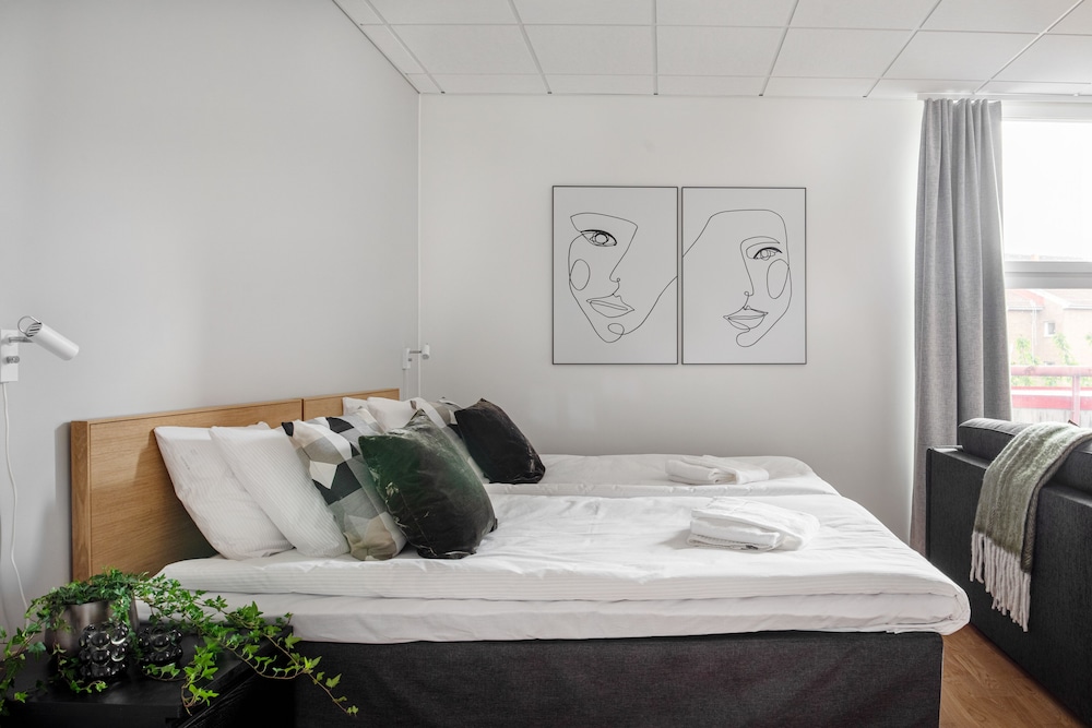 Royal Studio Suite photo 2