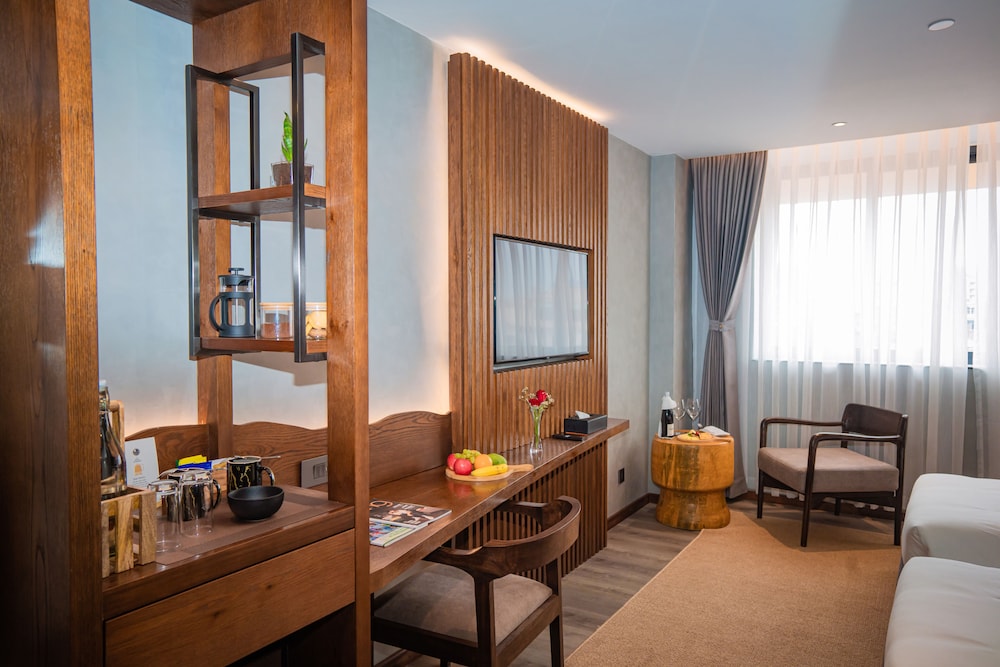 Deluxe Twin Room, 1 Bedroom - Photo 12