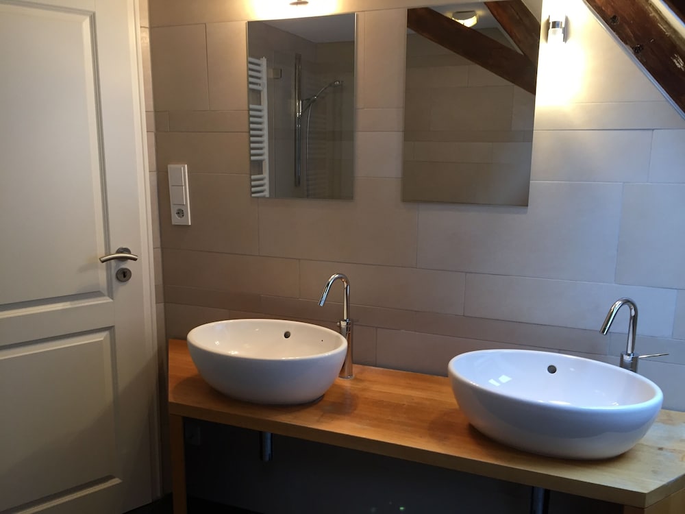 Apartment (3.6, incl. Cleaning and bed linen fee) photo 2