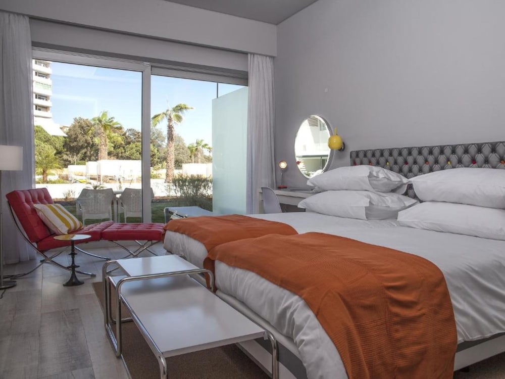 Superior Double Room, Pool View