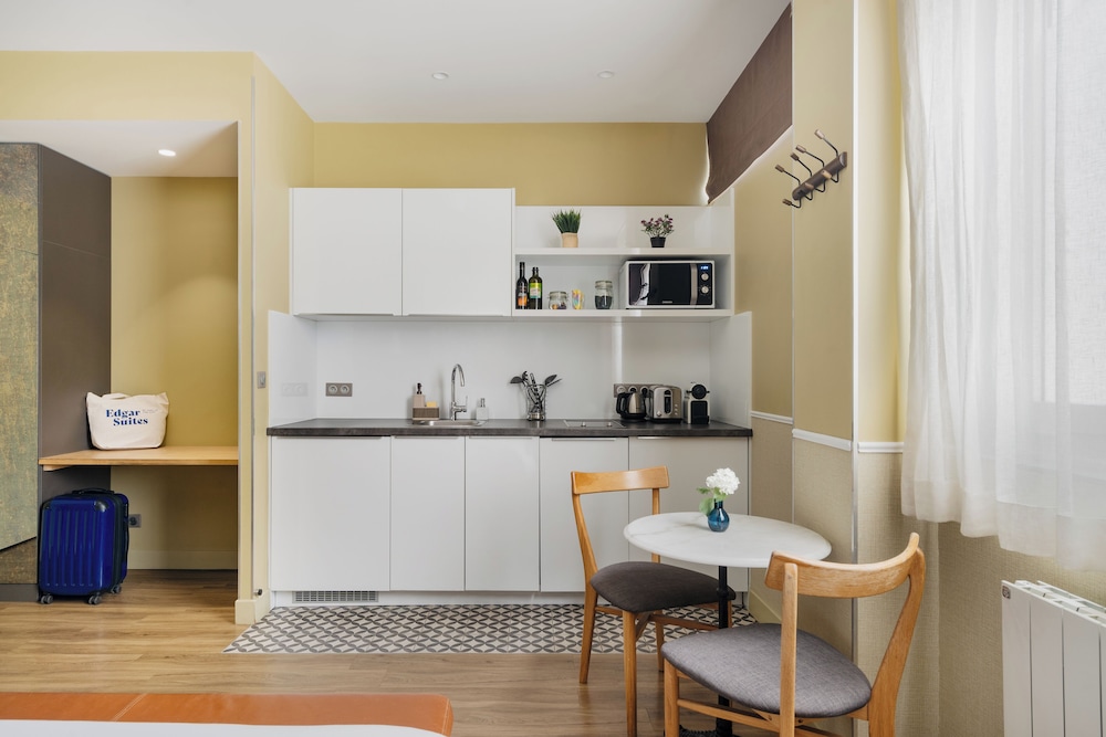 Superior Suite - Street View photo 3
