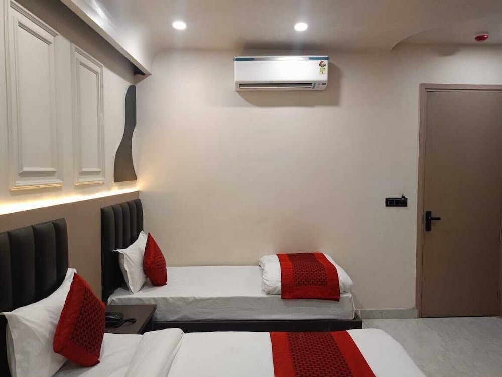 Luxury Triple Room