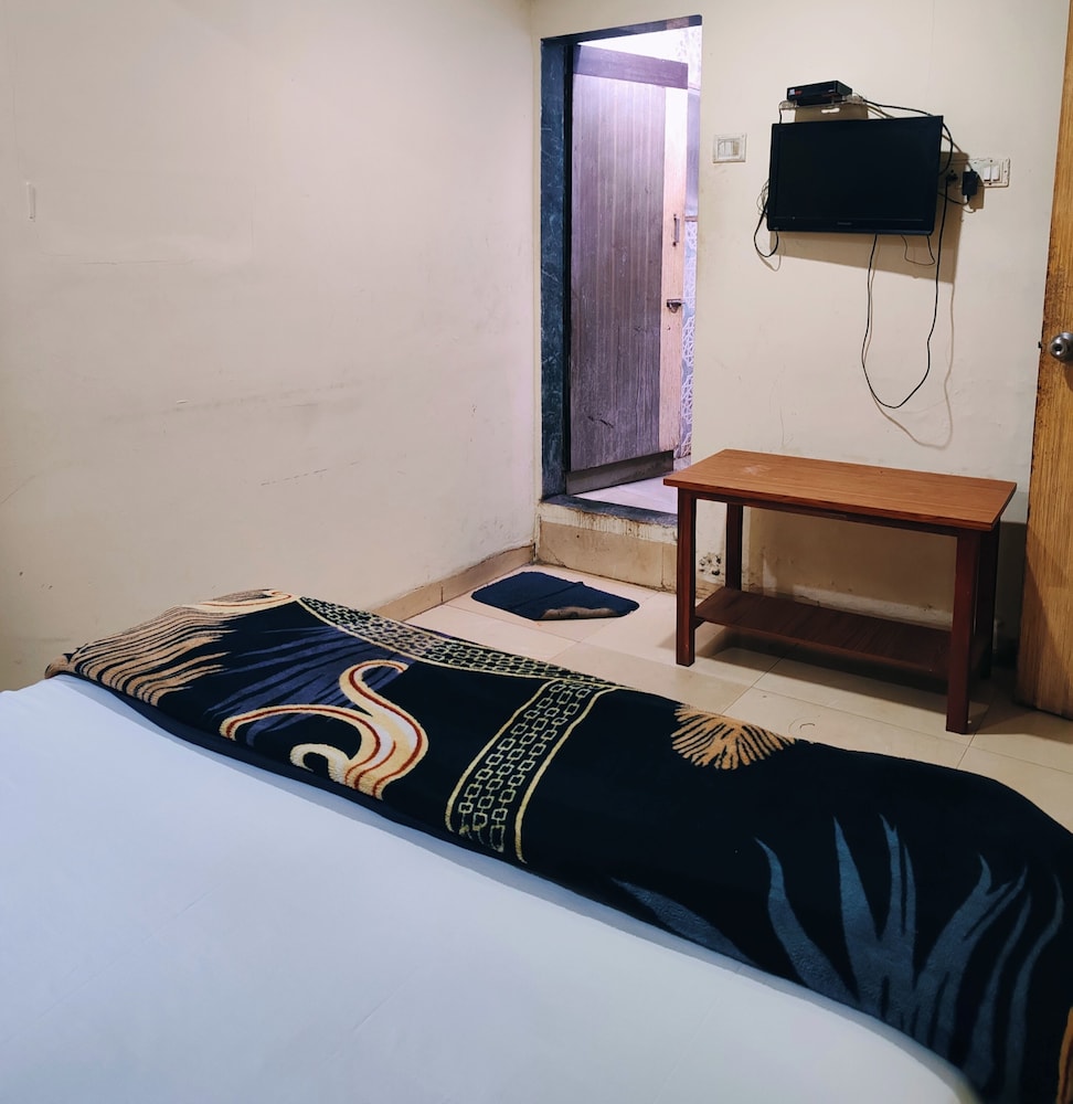 Basic Double Room photo 1