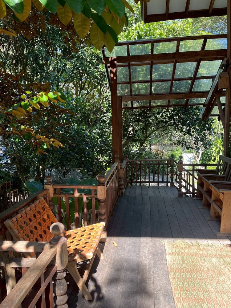 House, 2 Bedrooms, Smoking, Private Pool photo 2