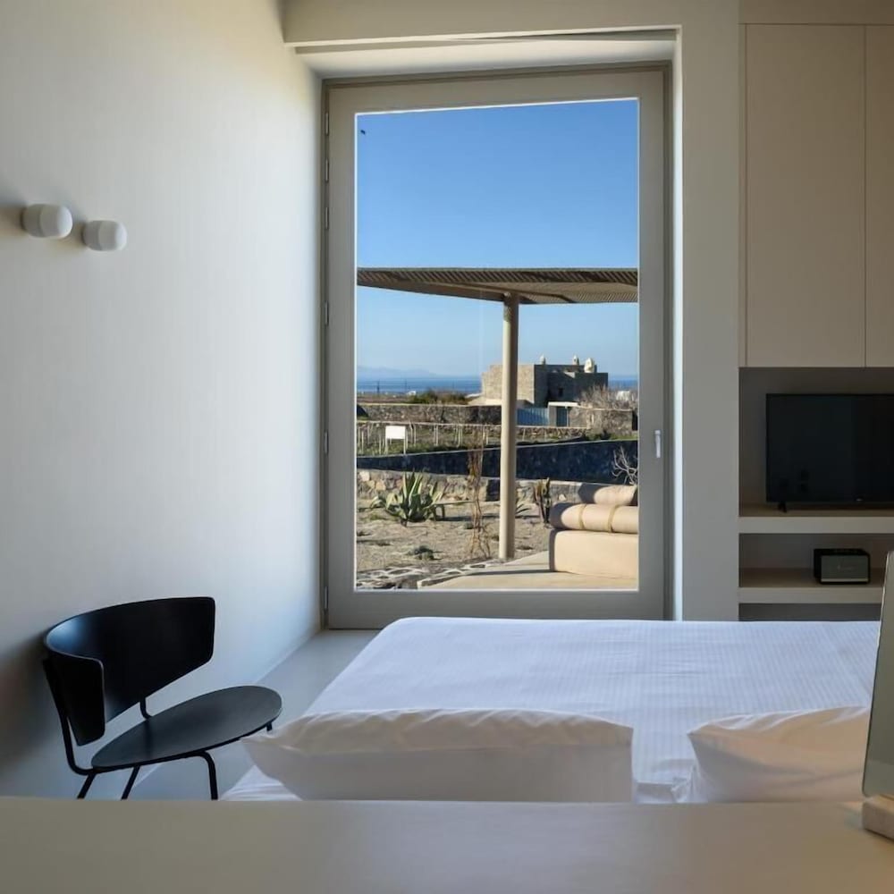 Ruby Suite with Plunge Pool and Sea View