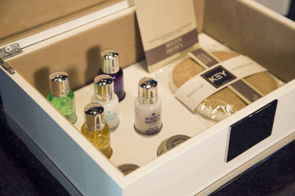 Executive Suite, 1 King Bed with Sofa bed, Terrace