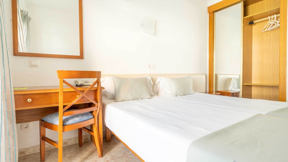 Habitación Doble Económica con Balcón