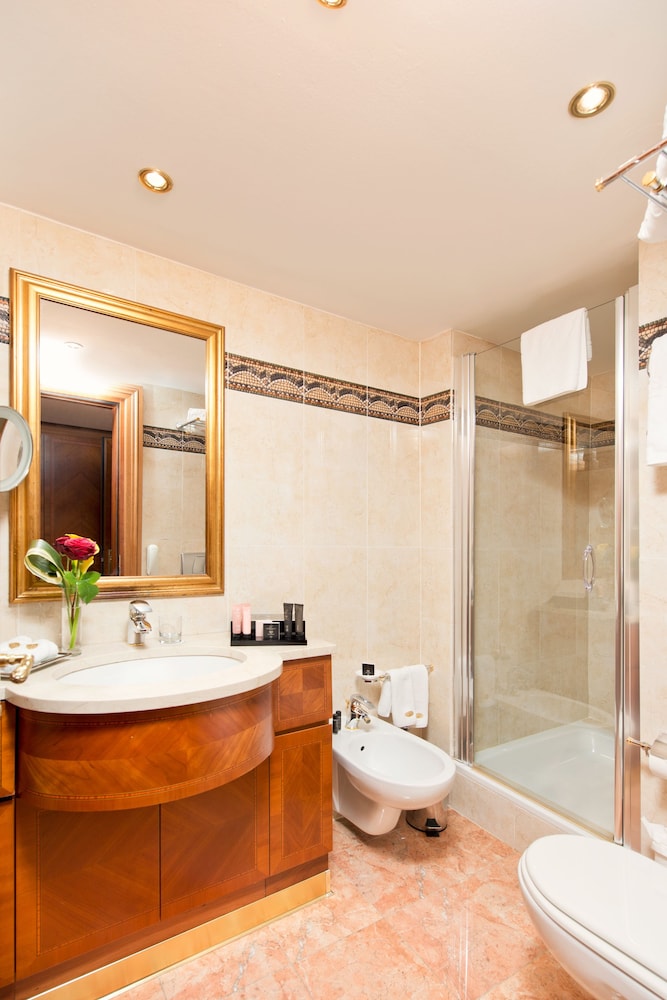 Superior Double Room, Lake View - Photo 7