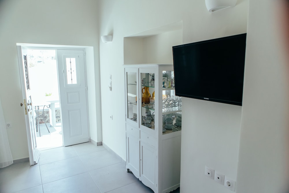 Basic Apartment