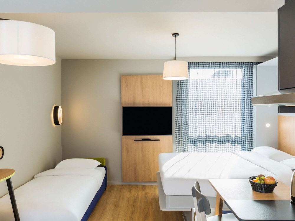 Studio, Multiple Beds - Photo 1