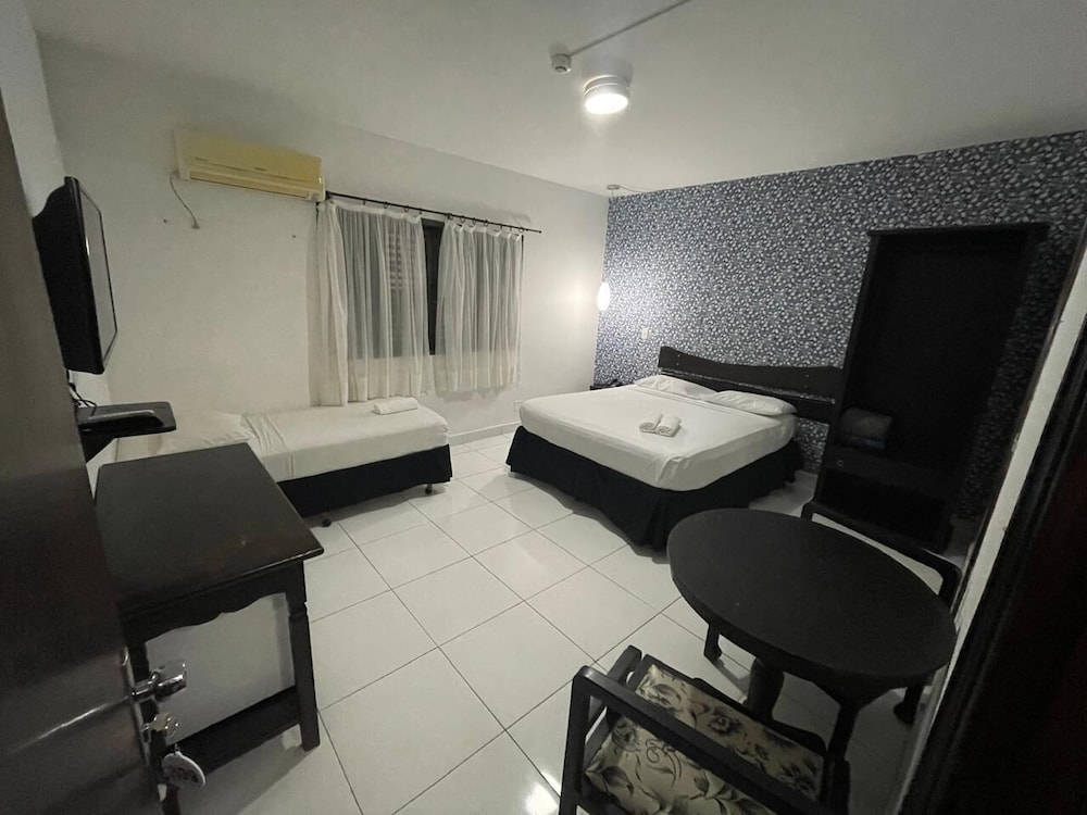 Executive Triple Room