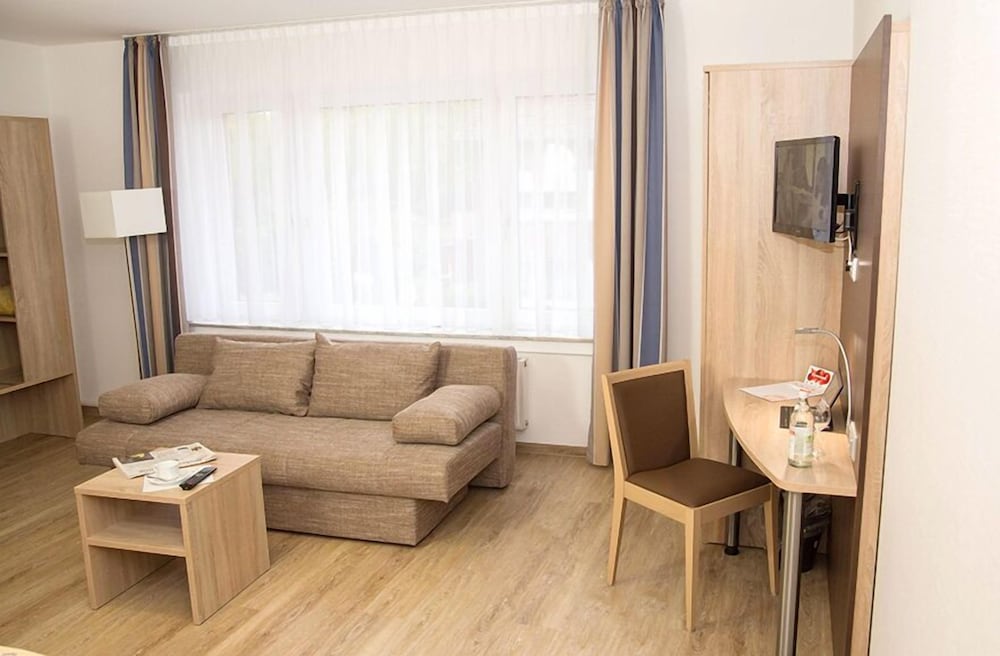 Grand Double Room, 1 Double Bed, Non Smoking photo 3