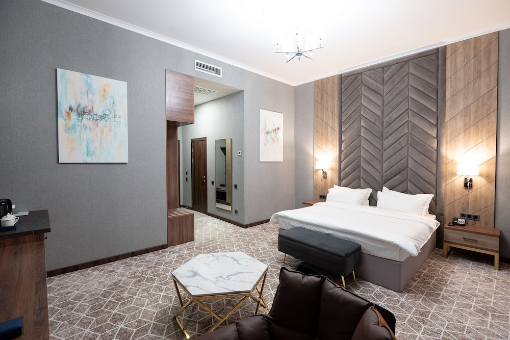 Deluxe Double Room - Photo 1