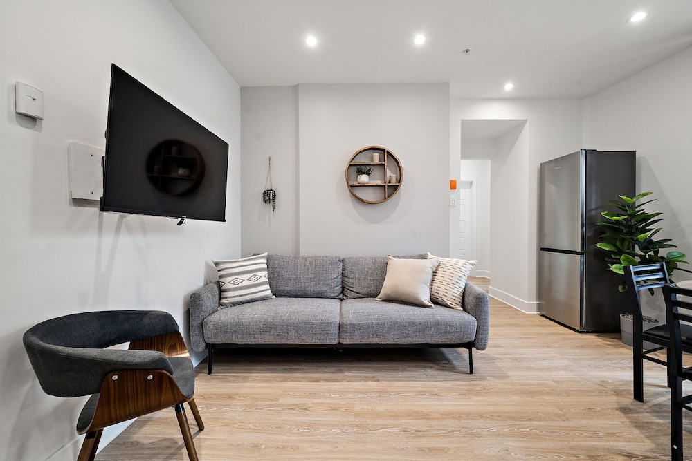 Comfort Apartment, City View