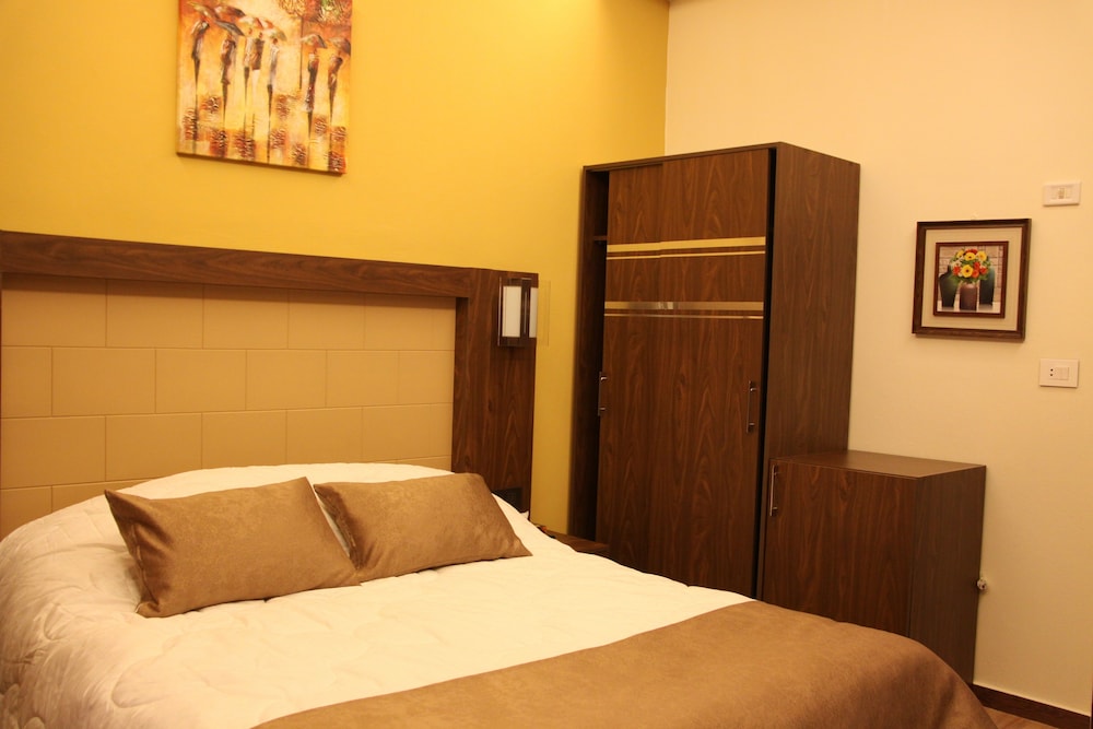 Standard Double or Twin Room photo 1