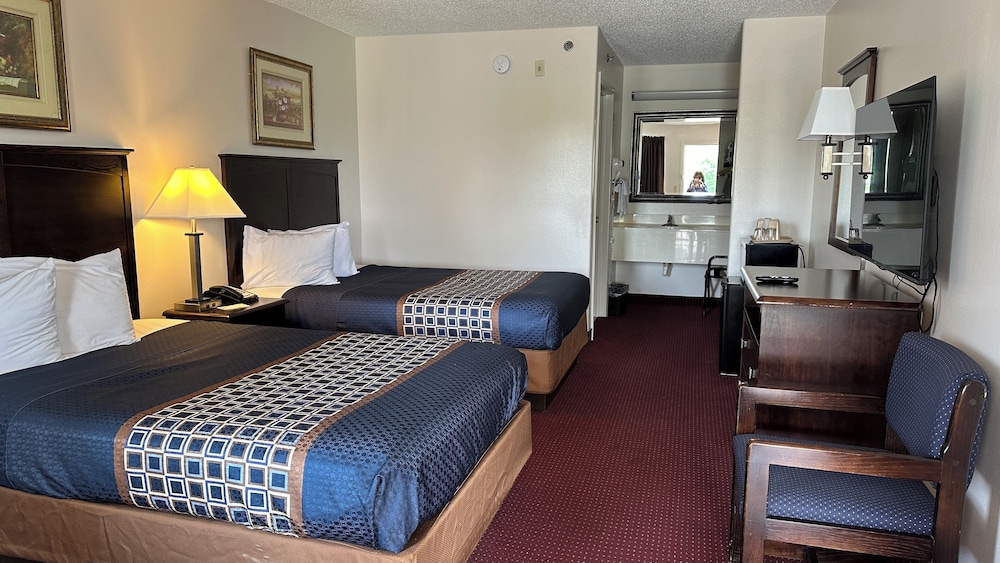 Deluxe Double Room, 2 Double Beds, Non Smoking photo 3