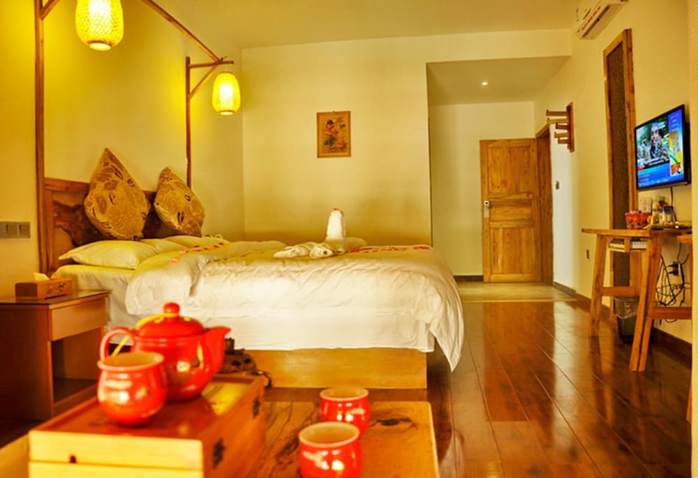 Deluxe Double Room With Balcony And View photo 3