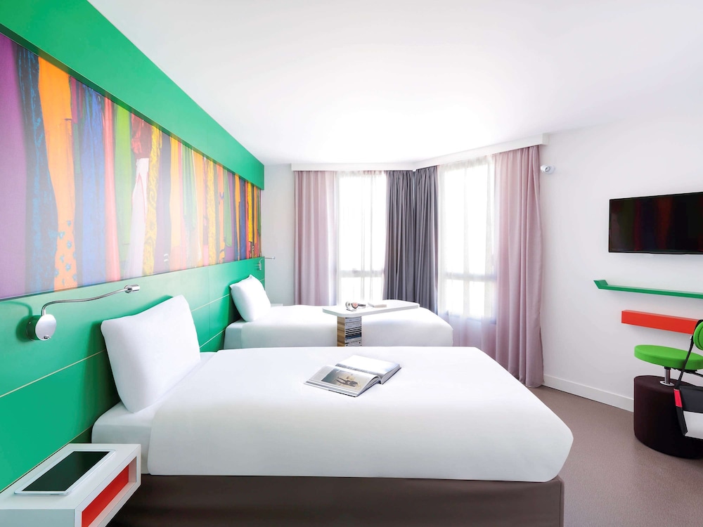 Standard Room, 2 Twin Beds photo 3